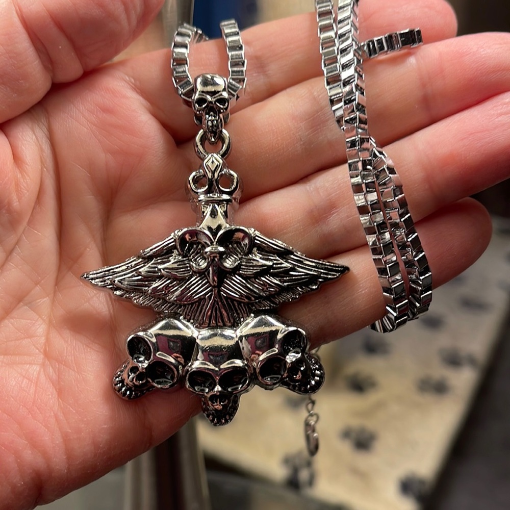Skull headed necklace